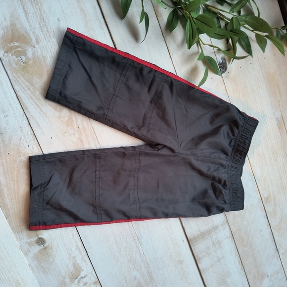 Jumping Beans Baby Boys Nylon Jogger Pants Gray Red Size 18 Months - Picture 5 of 5